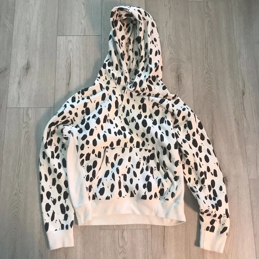 Champion UO Exclusive Animal Print Hoodie Sweatshirt - Picture 5 of 6